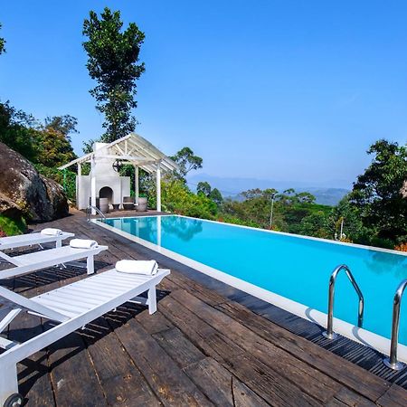 Andriyala Hotel ดิยาตาลาวา ภายนอก รูปภาพ