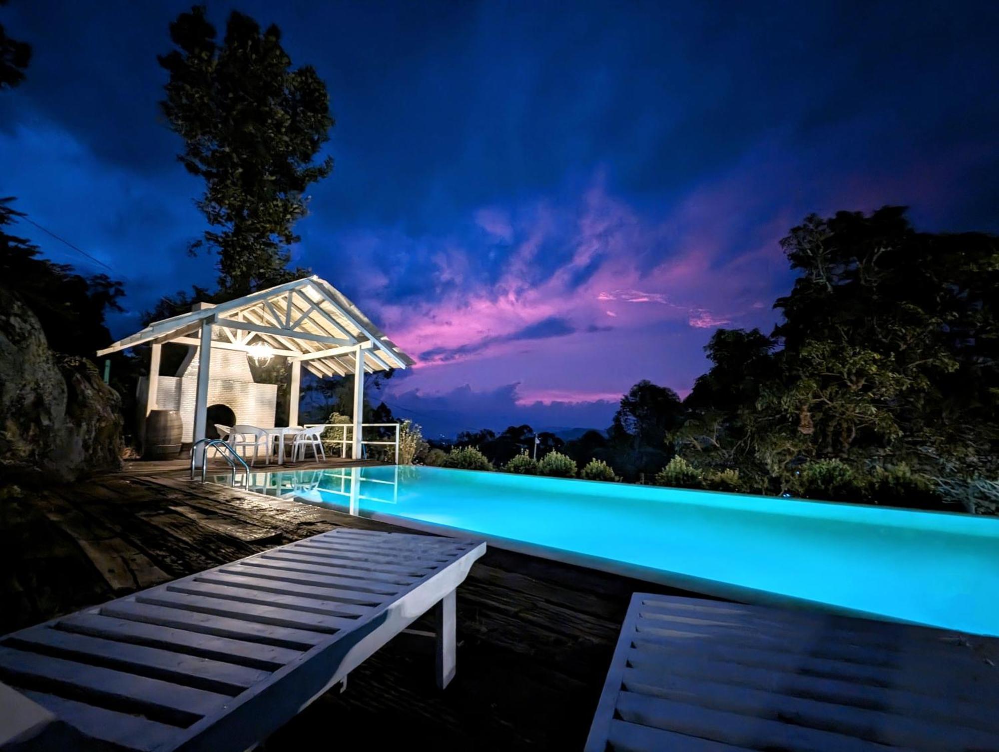 Andriyala Hotel ดิยาตาลาวา ภายนอก รูปภาพ